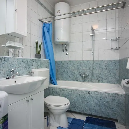 Apartman Marija アパート *